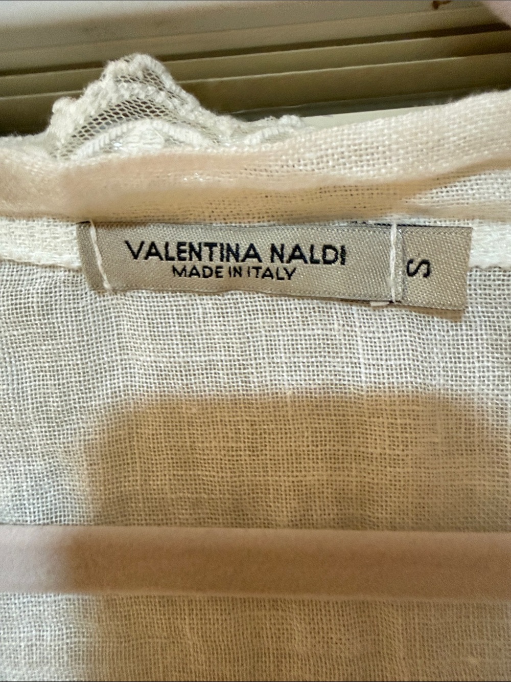 Valentina Naldi Cream Lace-Trim Short-Sleeve Blouse - Picture 2 of 3